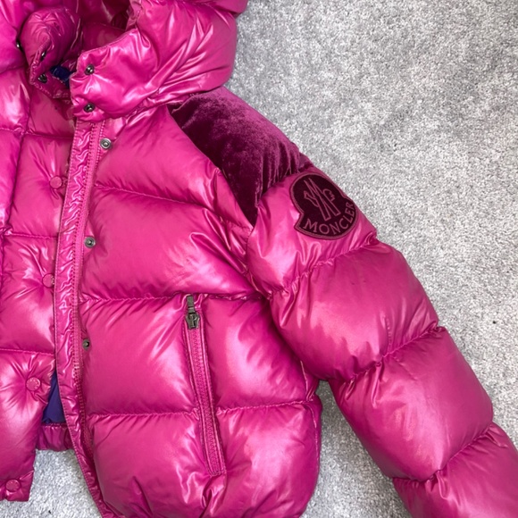 COPY - Kids size 8 Moncler - Picture 3 of 4